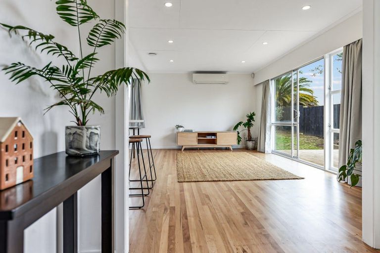 Photo of property in 136b Great South Road, Drury, 2113