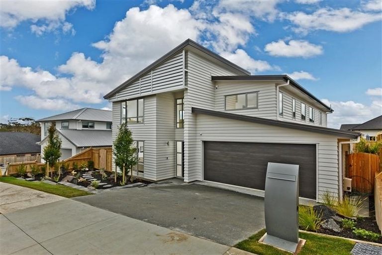 Photo of property in 44 Butler Stoney Crescent, Silverdale, 0932