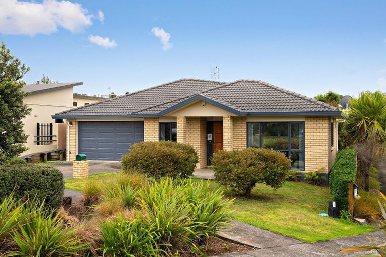 Photo of property in 15 Avonbrook Lane, Pukekohe, 2120