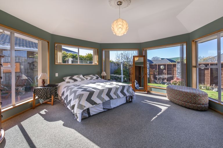 Photo of property in 125 Winters Road, Mairehau, Christchurch, 8052