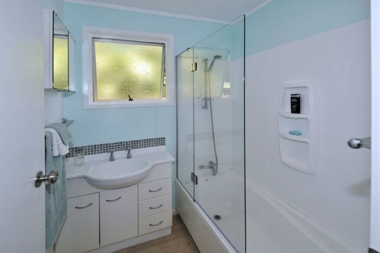 Photo of property in 53 Stredwick Drive, Torbay, Auckland, 0630