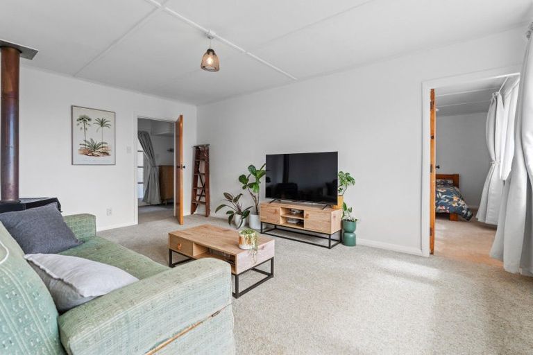 Photo of property in 61 Murray Street, Kew, Dunedin, 9012