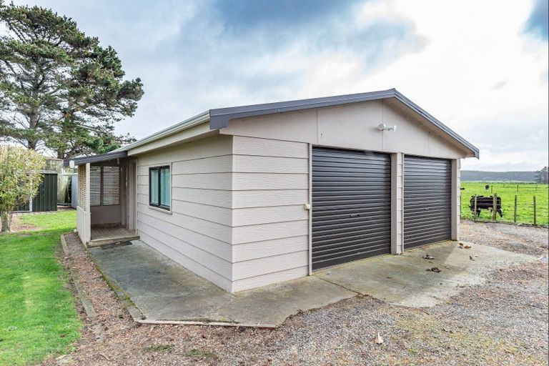 Photo of property in 236 Oturoa Road, Poroutawhao, Levin, 5572