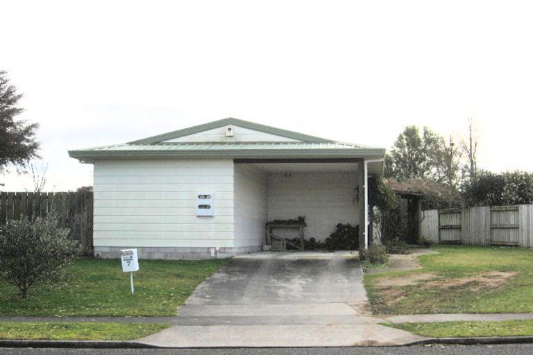 Photo of property in 7 Raleigh Avenue, Fairview Downs, Hamilton, 3214