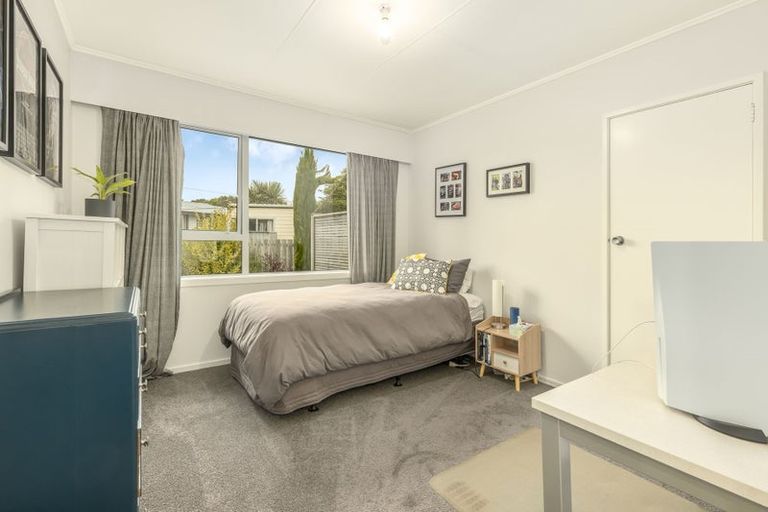 Photo of property in 14 Walton Road, Paraparaumu Beach, Paraparaumu, 5032