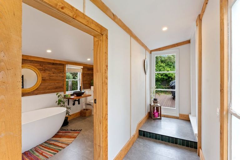 Photo of property in 33 Tasman Road, Otaki Beach, Otaki, 5512