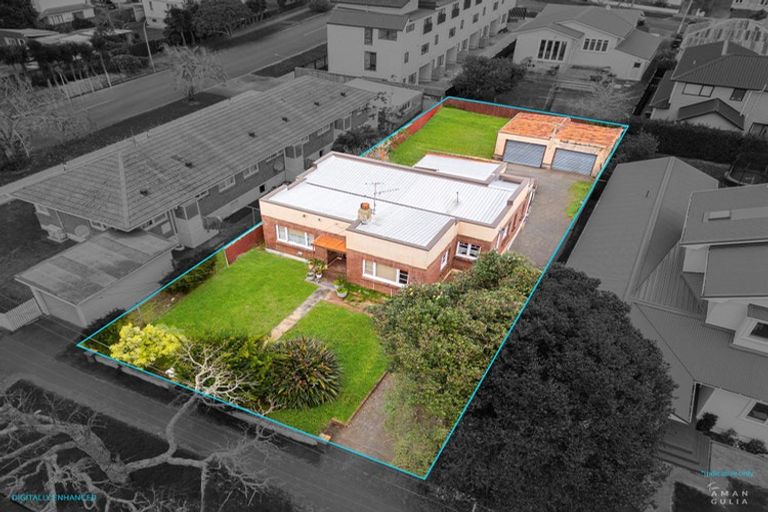 Photo of property in 28 Kitchener Road, Sandringham, Auckland, 1025