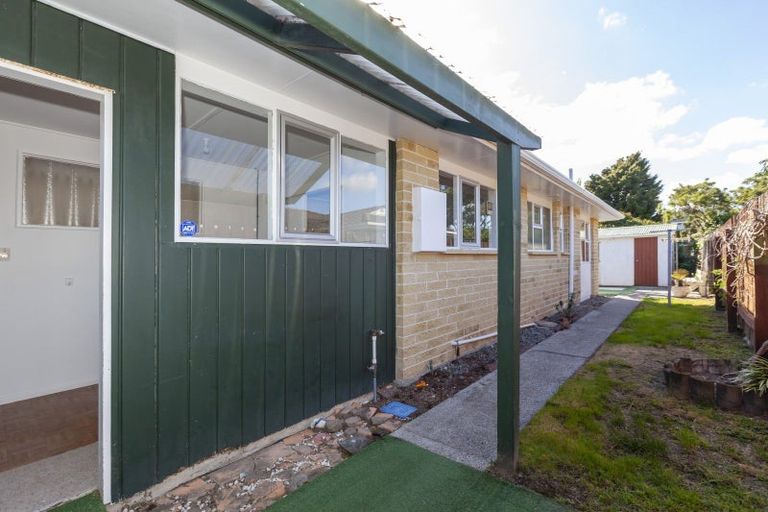 Photo of property in 114b Hillcrest Road, Raumati Beach, Paraparaumu, 5032