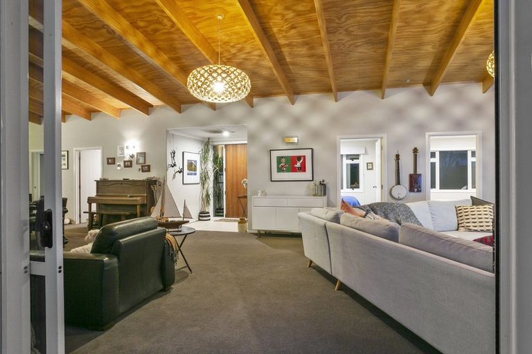 Photo of property in 21 Norfolk Drive, Cambridge, 3434