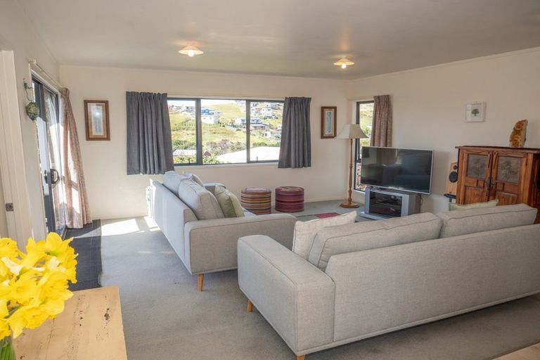 Photo of property in 12 Cable Bay Block Road, Cable Bay, 0420