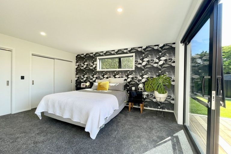 Photo of property in 16 Whitestone Crescent, Weston, Oamaru, 9401