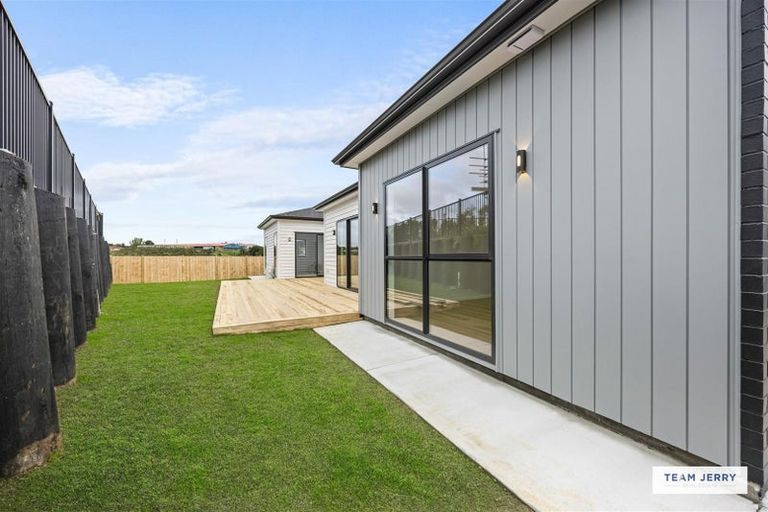 Photo of property in 28 Spudman Rise, Pukekohe, 2120