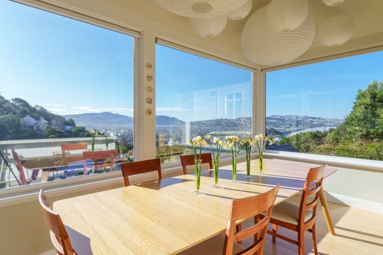 Photo of property in 114 Cliffs Road, Saint Clair, Dunedin, 9012