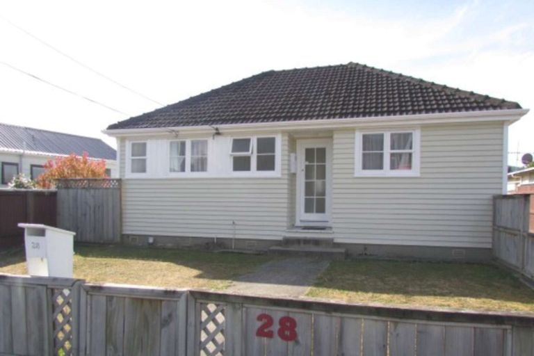 Photo of property in 28 Maclean Street, Wallaceville, Upper Hutt, 5018