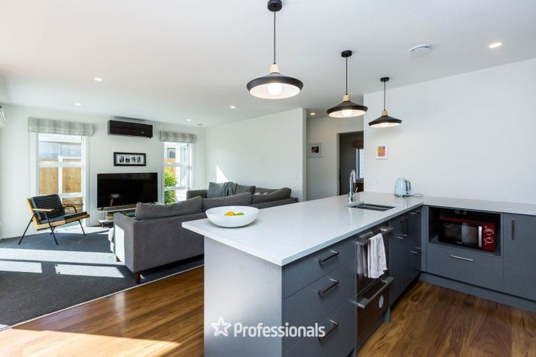 Photo of property in 49a Kiln Street, Silverstream, Upper Hutt, 5019