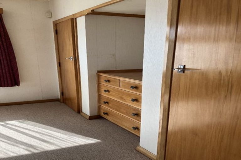 Photo of property in 8 Carlisle Street, Levin, 5510