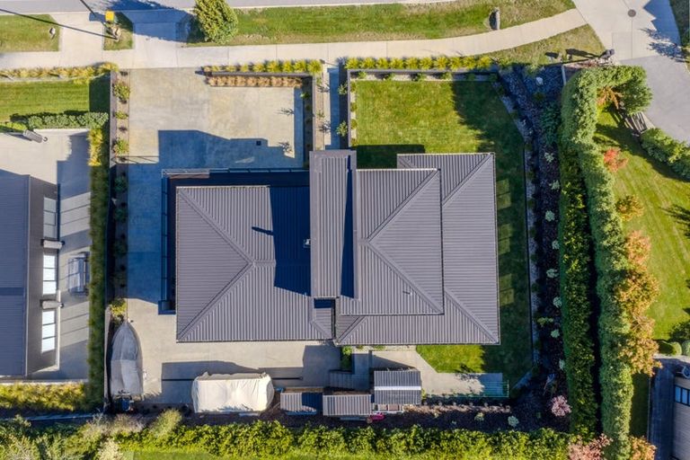 Photo of property in 8 Mills Road, Wanaka, 9305