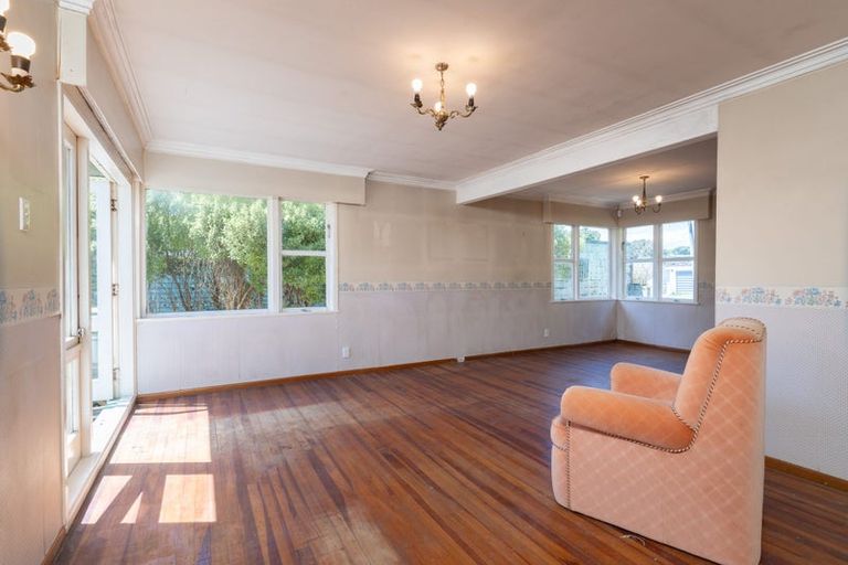 Photo of property in 45 Handyside Street, Tawa, Wellington, 5028