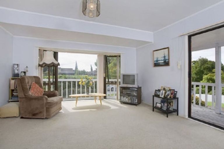 Photo of property in 1/162 Whitford Road, Somerville, Auckland, 2014