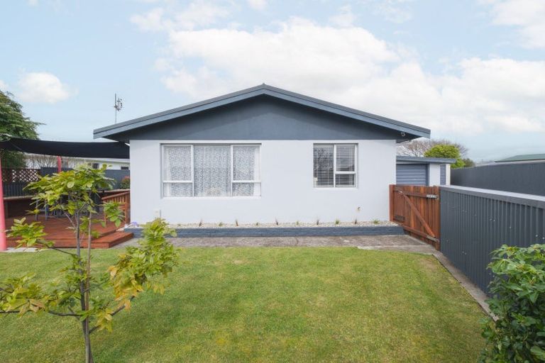 Photo of property in 7 Trimble Place, Bell Block, New Plymouth, 4312