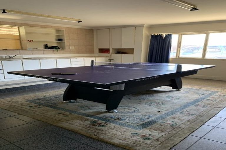 Photo of property in 429 Avonhead Road, Avonhead, Christchurch, 8042