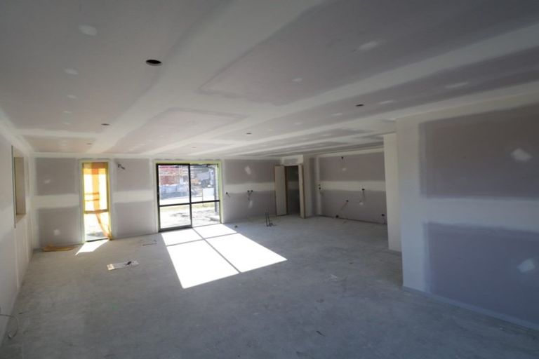 Photo of property in 8 Walton Way, Flaxmere, Hastings, 4120