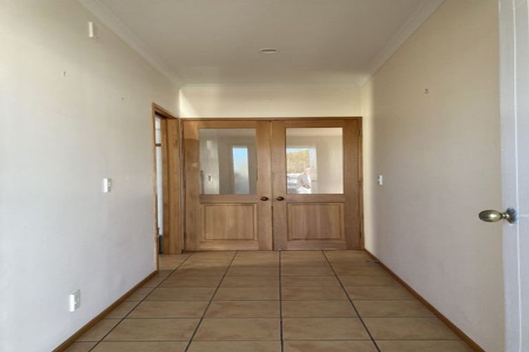 Photo of property in 60a Freyberg Street, Lyall Bay, Wellington, 6022