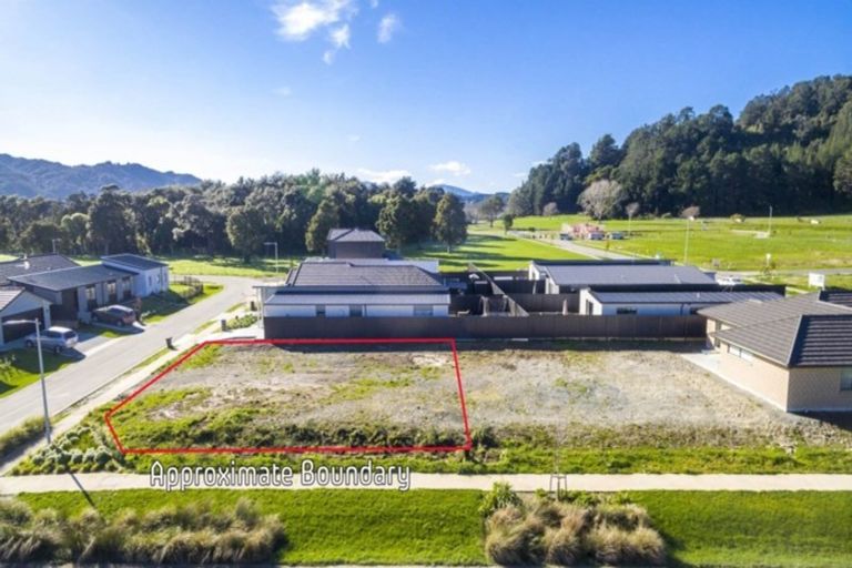 Photo of property in 22 Hopkirk Avenue, Wallaceville, Upper Hutt, 5018