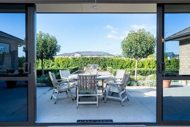 Photo of property in 8 Glen Wallace Road, Waipu, 0510