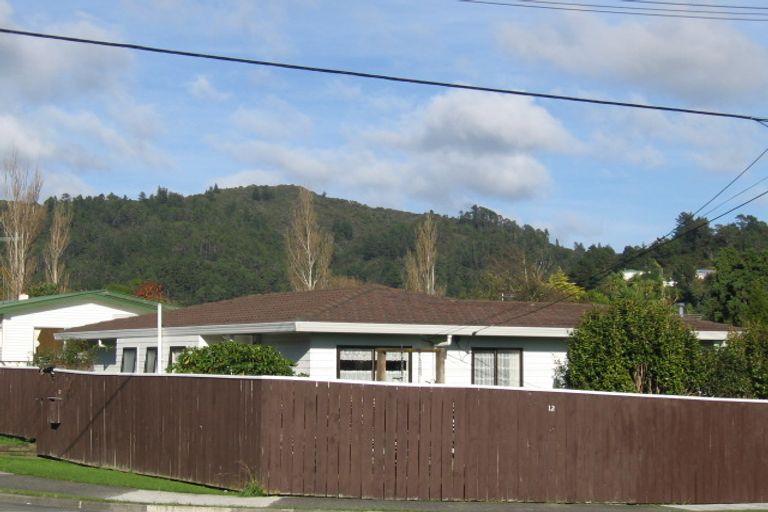 Photo of property in 12 Kennedy Grove, Stokes Valley, Lower Hutt, 5019