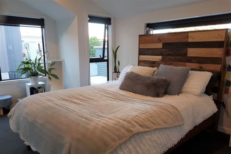 Photo of property in 59a Wellington Road, Kilbirnie, Wellington, 6022