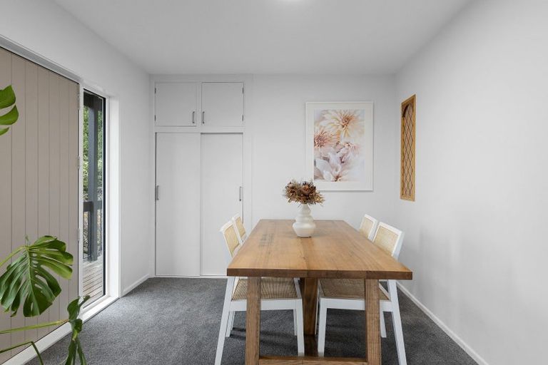 Photo of property in 212 Dyers Pass Road, Cashmere, Christchurch, 8022