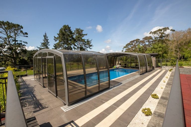 Photo of property in 236 Whitford Road, Shamrock Park, Howick, 2571