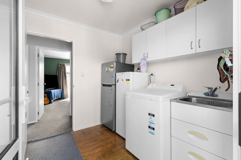 Photo of property in 33 Lower High Street, Marton, 4710