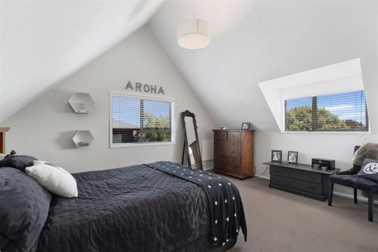 Photo of property in 230 Major Hornbrook Road, Mount Pleasant, Christchurch, 8081