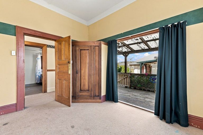 Photo of property in 25 Kirkcaldy Street, South Dunedin, Dunedin, 9012
