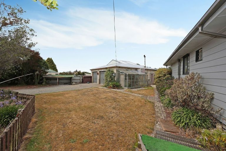 Photo of property in 7 Mcpherson Road, Waitaki Bridge, Oamaru, 9493