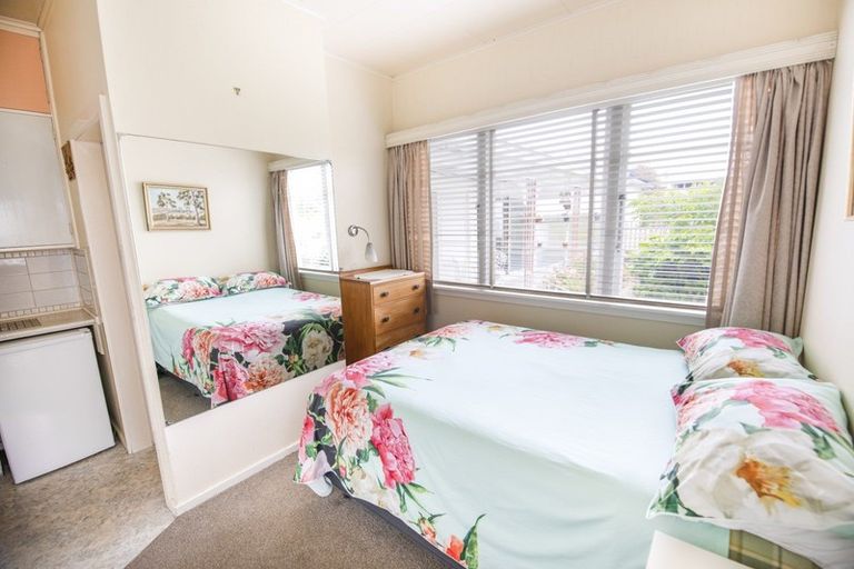 Photo of property in 9 Cassino Crescent, Onekawa, Napier, 4110