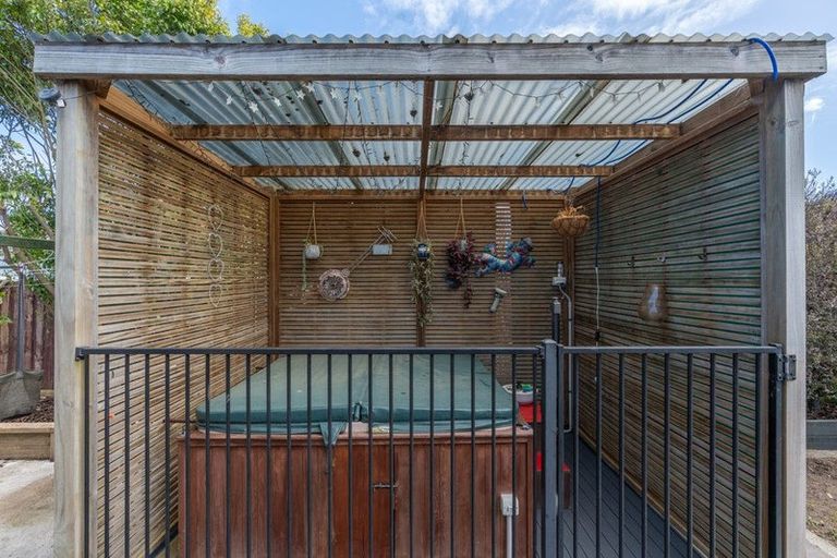 Photo of property in 83 Bryant Road, St Andrews, Hamilton, 3200