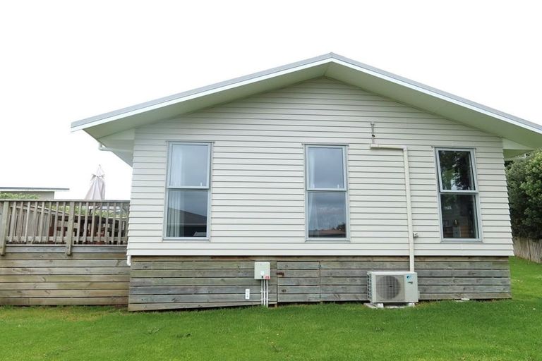 Photo of property in 23 Sunset Drive, Baylys Beach, Dargaville, 0377
