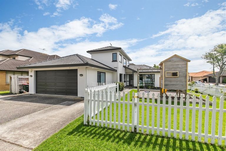 Photo of property in 9 Erne Crescent, East Tamaki, Auckland, 2016
