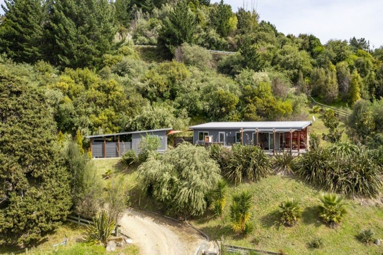 Photo of property in 330 Hill Road, Eskdale, Napier, 4182