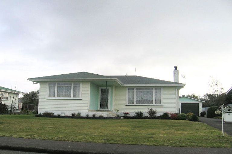 Photo of property in 99 Dover Road, Flaxmere, Hastings, 4120