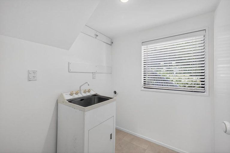 Photo of property in 25 Lookaway Place, Huntsbury, Christchurch, 8022