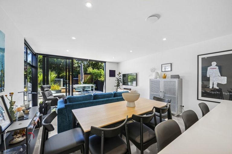 Photo of property in 19 Picton Avenue, Newtown, Wellington, 6021