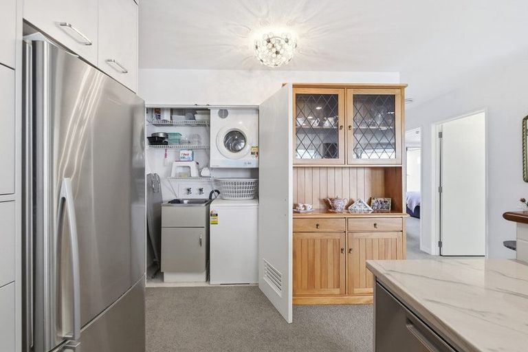 Photo of property in 36 Victoria Road, Mount Maunganui, 3116