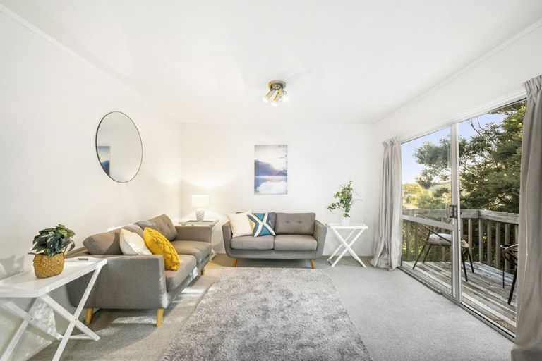 Photo of property in 4/83 Manuka Road, Bayview, Auckland, 0629