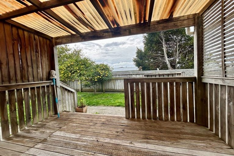 Photo of property in 5 Logan Avenue, Marewa, Napier, 4110