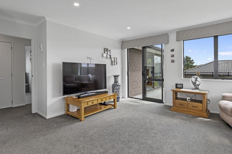 Photo of property in 53 Sentinel Avenue, Omokoroa, 3114