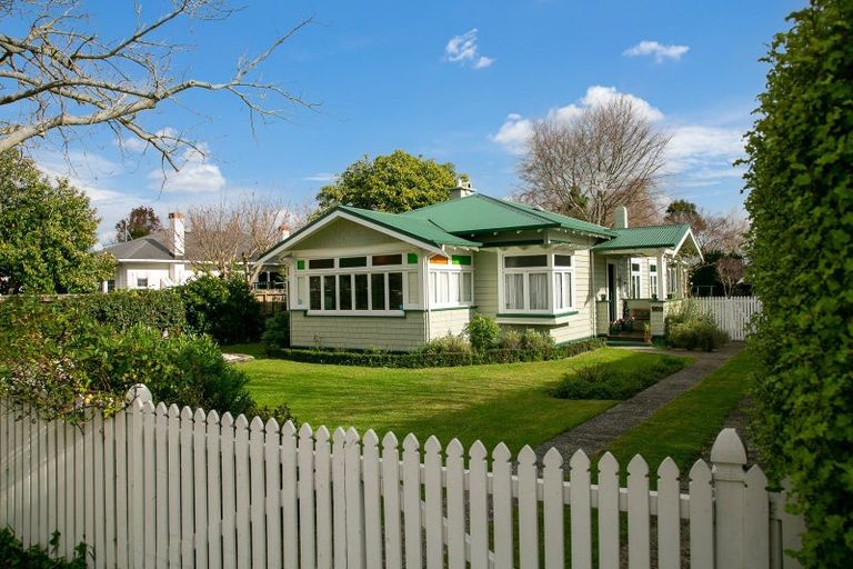 Photo of property in 169 Victoria Street, Cambridge, 3434